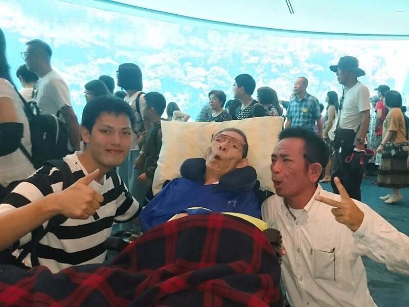 水族館にお出かけ介助