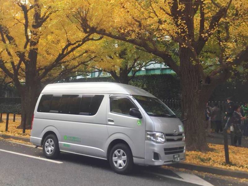 介護車両レジアスエース