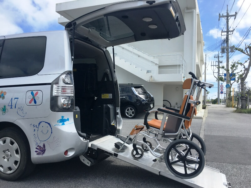 リクライニング車いすでも乗車できる