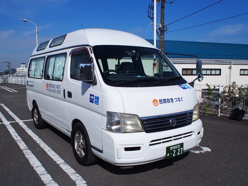 民間救急つなぐの車両・キャラバン