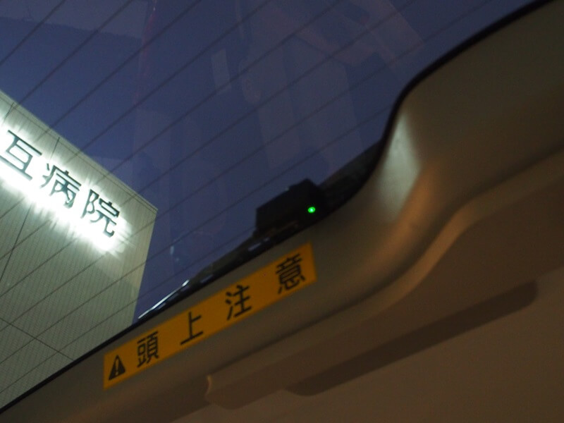 リアウインドウ設置のカメラ