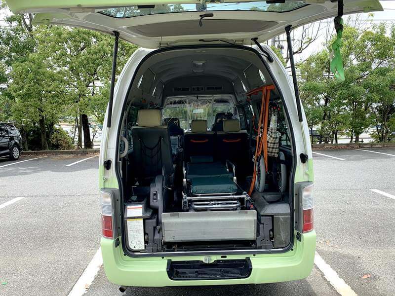 介護車両内部