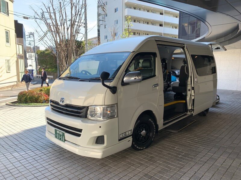 介護車両ハイエース