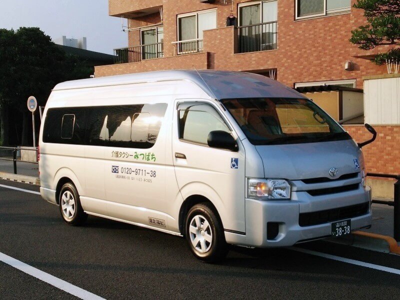 介護車両ハイエース