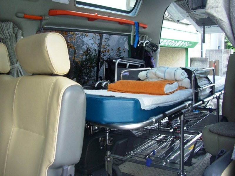 ストレッチャー乗車時