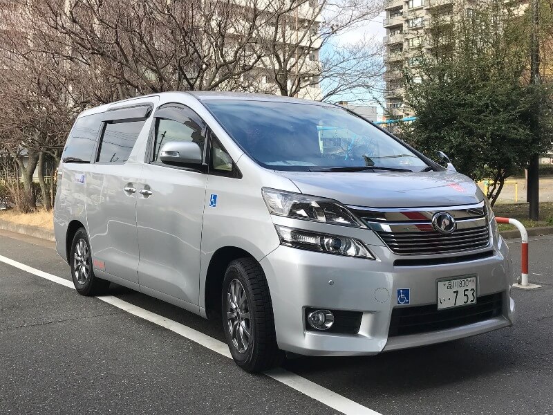 介護車両ヴェルファイヤー