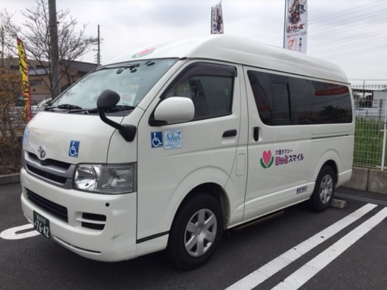 介護車両ハイエース