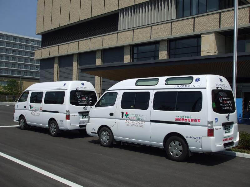 介護車両キャラバン外観