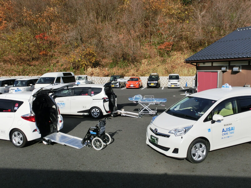 所有車両と機材