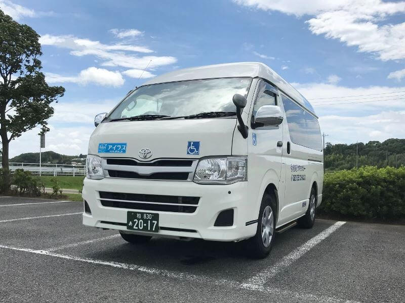 介護車両ハイエース