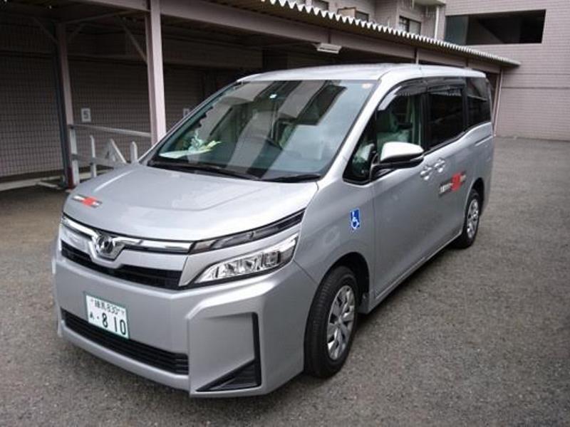 介護車両ヴォクシー