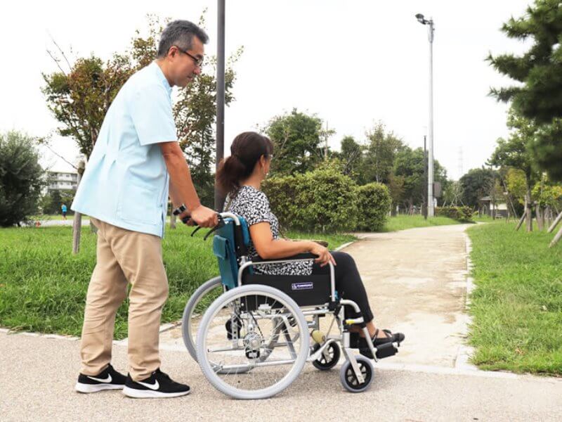 ドライバーによる介助イメージ