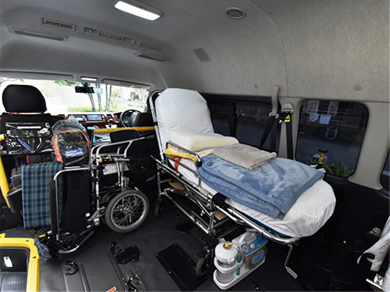 車両内部ストレッチャー乗車