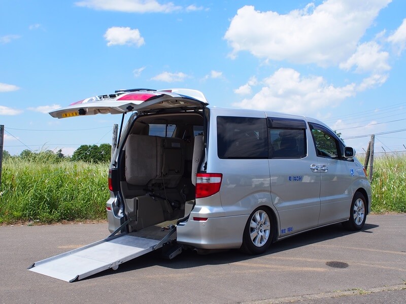 アルファード福祉車両