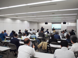 福祉輸送限定協会定例研修課の会場風景