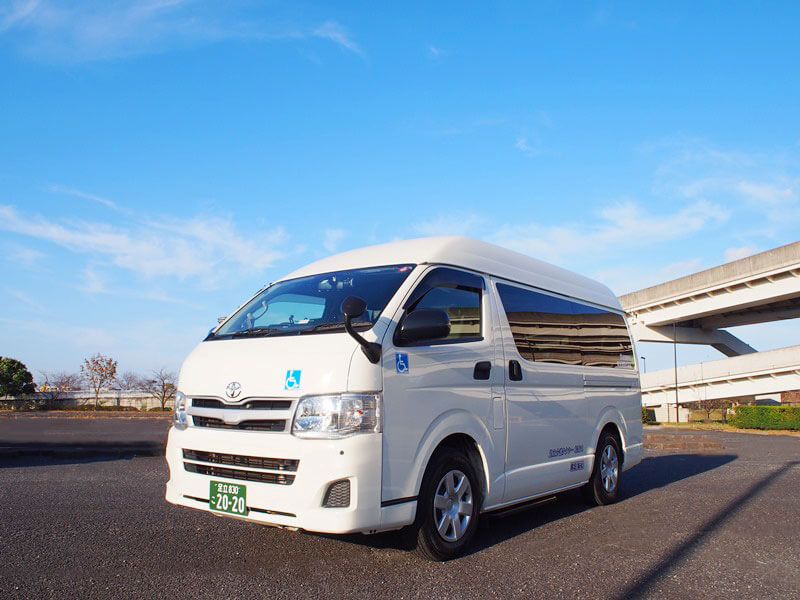足立介護タクシー松寿丸　車両全景