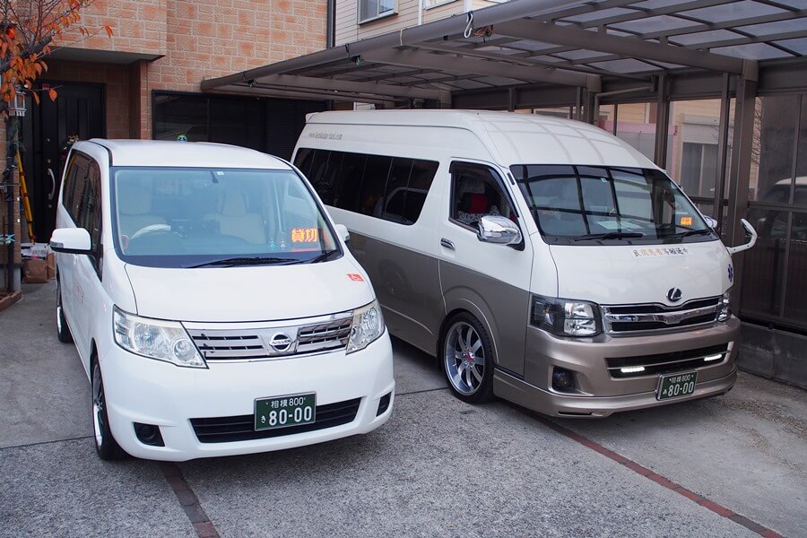 ハイエーススーパーロングとセレナ