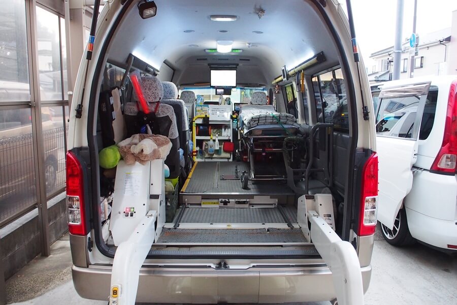 ハイエースの広い車内