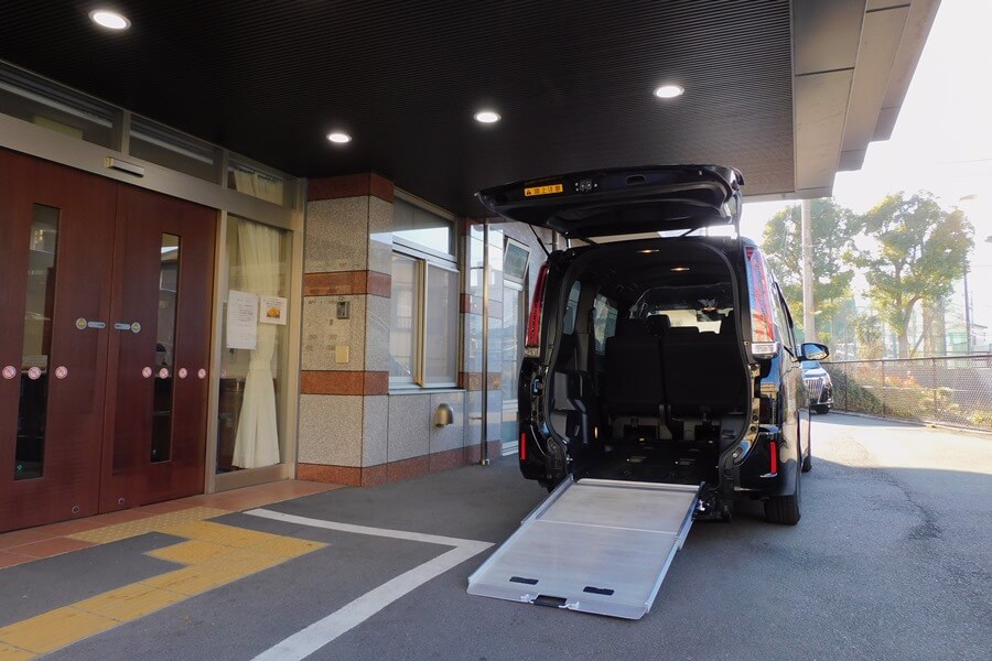 エスクァイアのスロープ