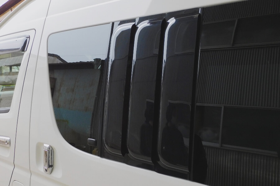 換気用のバイザー