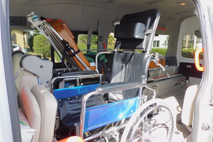 キャラバン車内